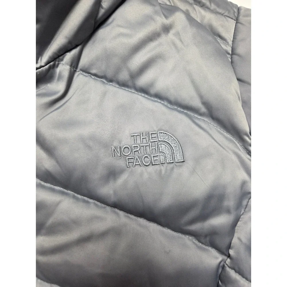 The North Face Women's Aconcagua Down Jacket Size Medium Winter Fall Gray Silver